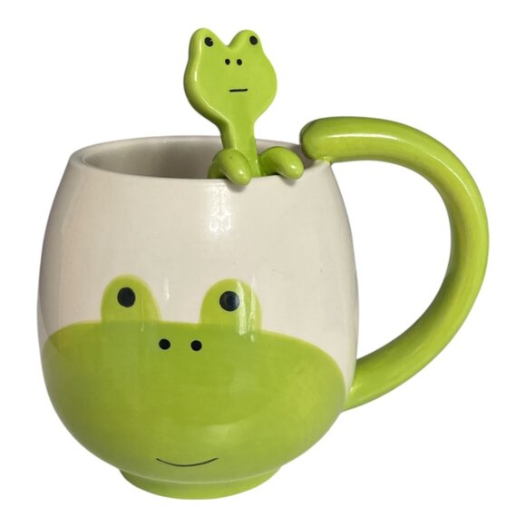Frog Face Ceramic Mug with Matching Spoon – Green Handle, Cute Amphibian Design - Picture 1 of 4